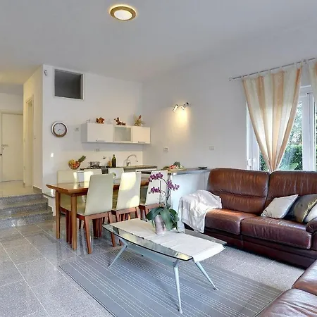 Holiday home Marina Pula